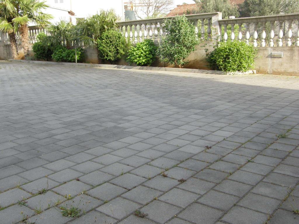 Villa Slavica 1 Vodice Exteriör bild