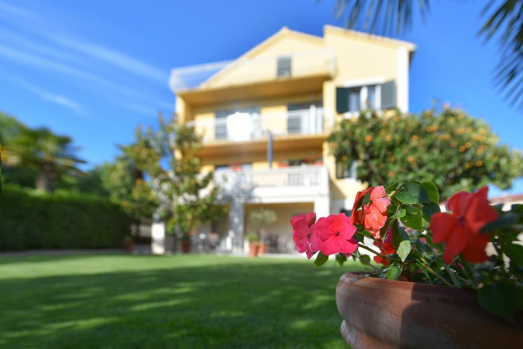 Villa Slavica 1 Vodice Exteriör bild