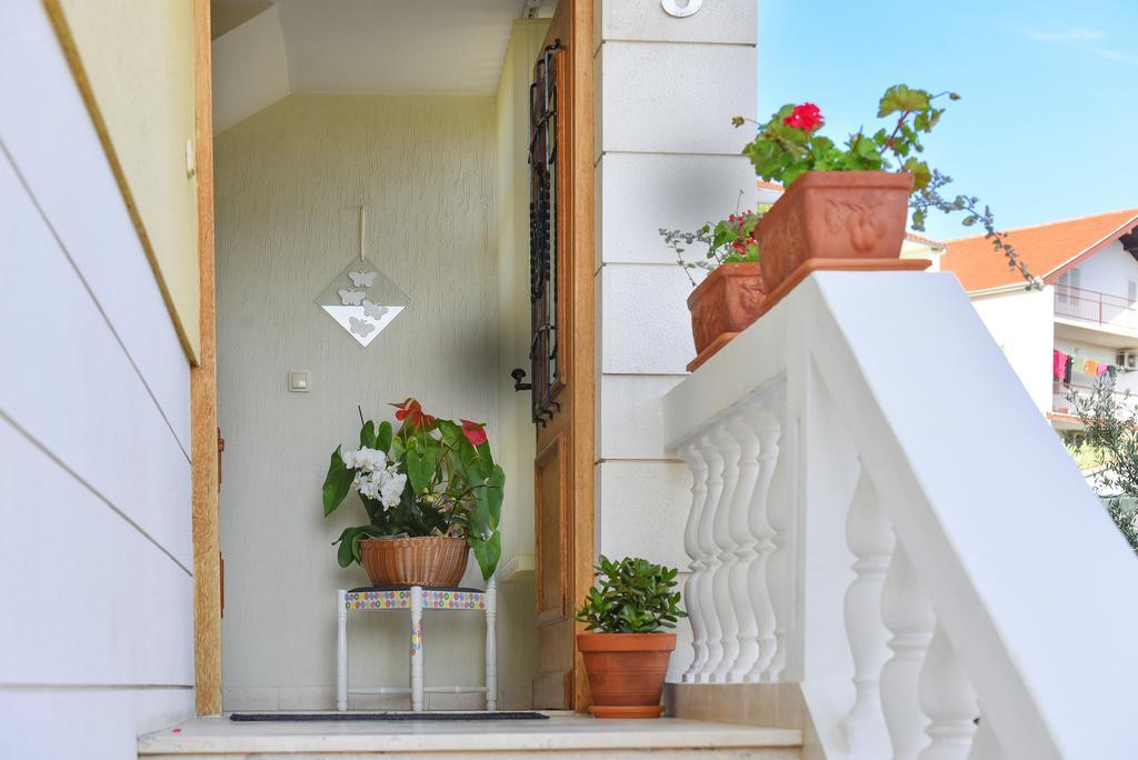Villa Slavica 1 Vodice Exteriör bild