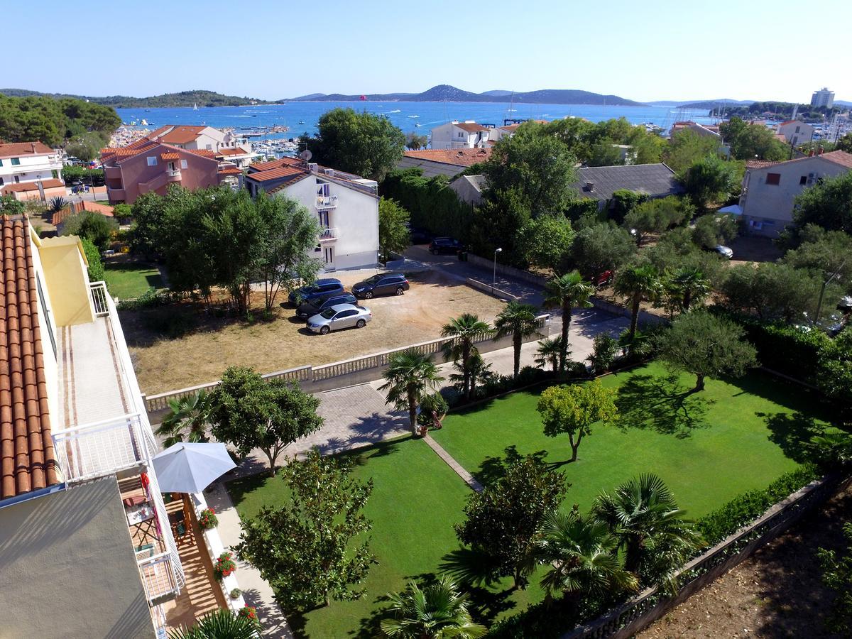 Villa Slavica 1 Vodice Exteriör bild